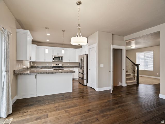 5108 N STRATFORD DR, Stansbury Park, UT 84074