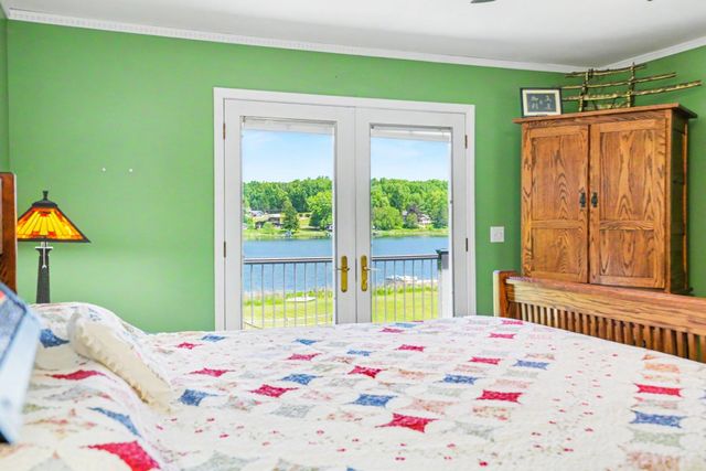 16036 Lewis Lake Drive, Vandalia, MI 49095