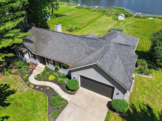 16036 Lewis Lake Drive, Vandalia, MI 49095