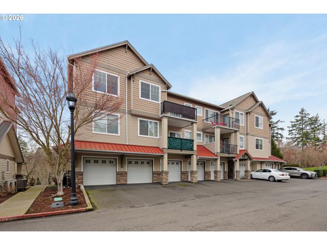 635 Nw LOST SPRINGS Ter 401, Portland, OR 97229