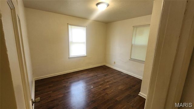 7164 Manette Drive, Flordell Hills, MO 63136