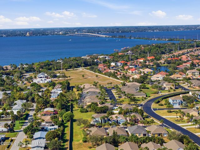 365 Barnacle Lane, Indialantic, FL 32903