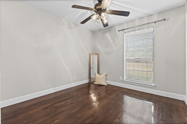 309 Josey Lane, Red Oak, TX 75154