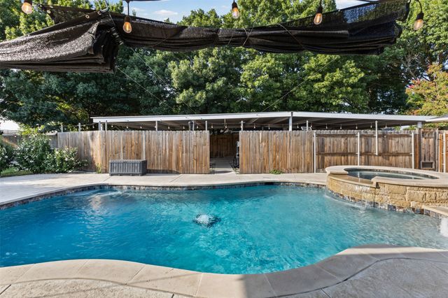 309 Josey Lane, Red Oak, TX 75154