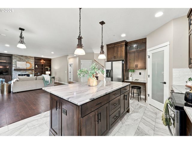636 Sw SIERRA St, Camas, WA 98607