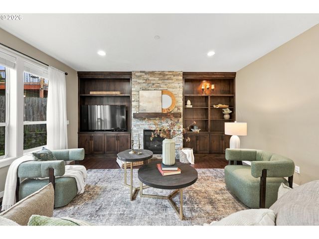 636 Sw SIERRA St, Camas, WA 98607