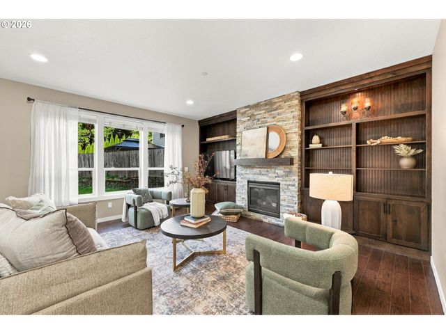 636 Sw SIERRA St, Camas, WA 98607