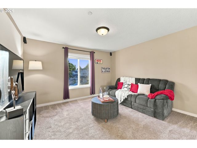 636 Sw SIERRA St, Camas, WA 98607