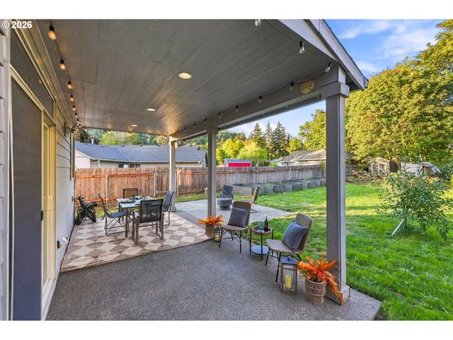 636 Sw SIERRA St, Camas, WA 98607