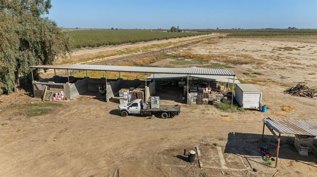 860 W Riverdale Avenue, Riverdale, CA 93656