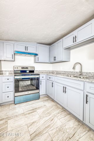 3622 DOUGLAS Avenue 5, El Paso, TX 79903
