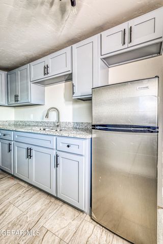 3622 DOUGLAS Avenue 5, El Paso, TX 79903