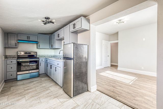 3622 DOUGLAS Avenue 5, El Paso, TX 79903