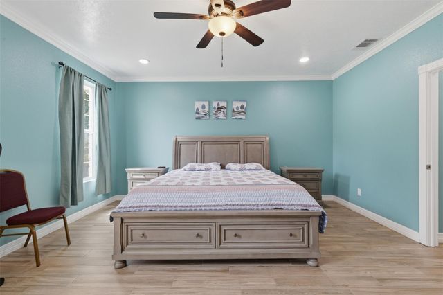 3860 Grapevine Drive, Bryan, TX 77807