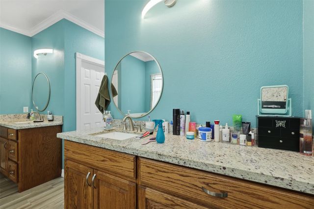 3860 Grapevine Drive, Bryan, TX 77807