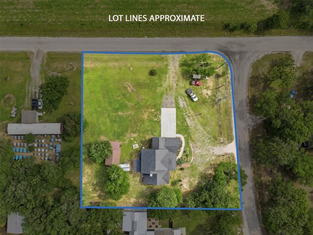 3860 Grapevine Drive, Bryan, TX 77807