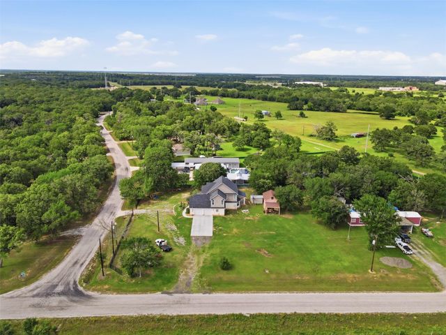 3860 Grapevine Drive, Bryan, TX 77807