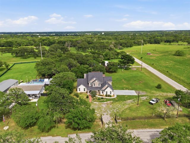 3860 Grapevine Drive, Bryan, TX 77807