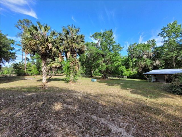 8465 NW 186TH STREET, Reddick, FL 32686