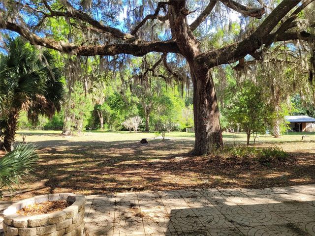 8465 NW 186TH STREET, Reddick, FL 32686