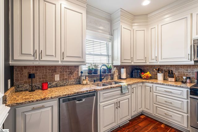 207 Austin Brook Street, Simpsonville, SC 29680