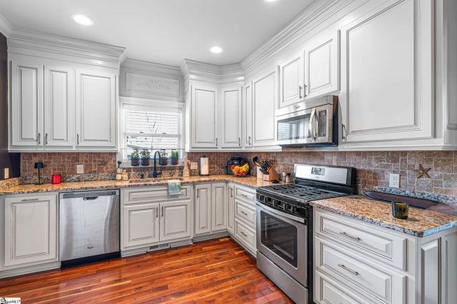 207 Austin Brook Street, Simpsonville, SC 29680