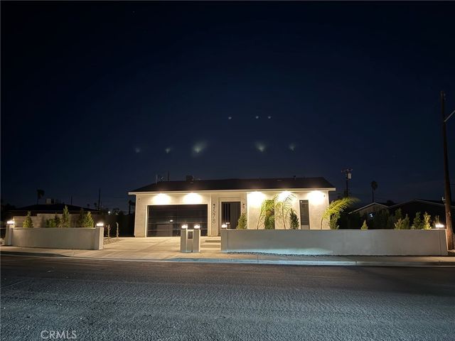 578 W AVENIDA CERCA, Palm Springs, CA 92262