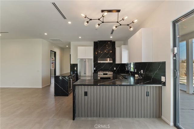 578 W AVENIDA CERCA, Palm Springs, CA 92262