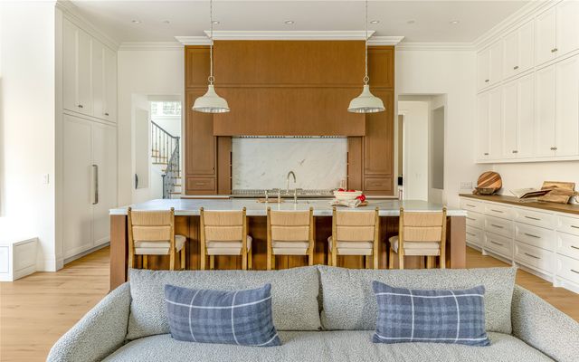 5943 Joyce Way, Dallas, TX 75225