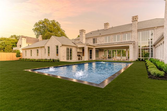 5943 Joyce Way, Dallas, TX 75225