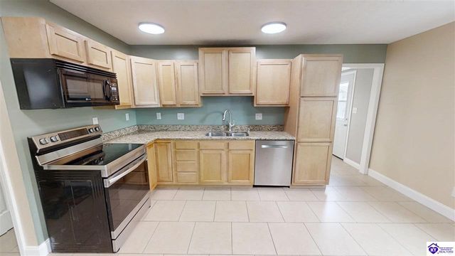 2525 Lake Road, Radcliff, KY 40160