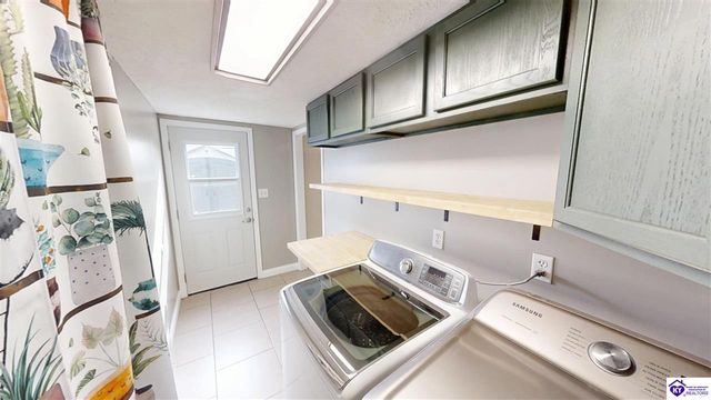 2525 Lake Road, Radcliff, KY 40160