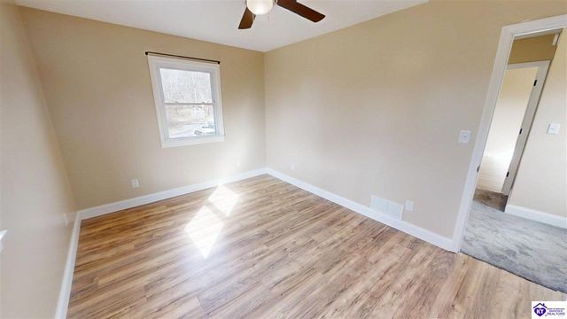 2525 Lake Road, Radcliff, KY 40160