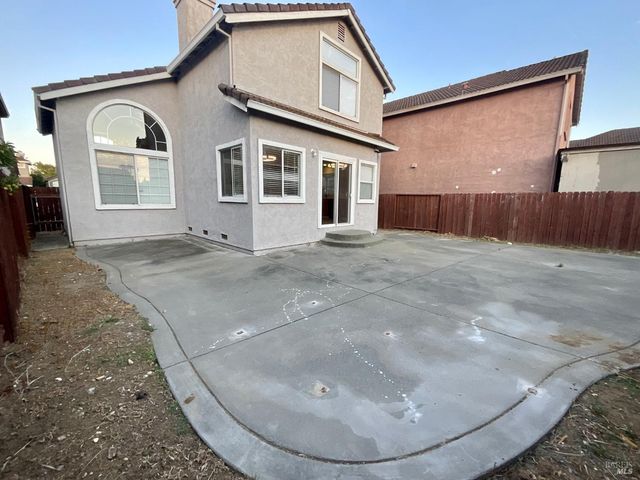 505 Edwards Ct, Suisun City, CA 94585