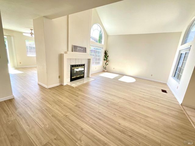 505 Edwards Ct, Suisun City, CA 94585