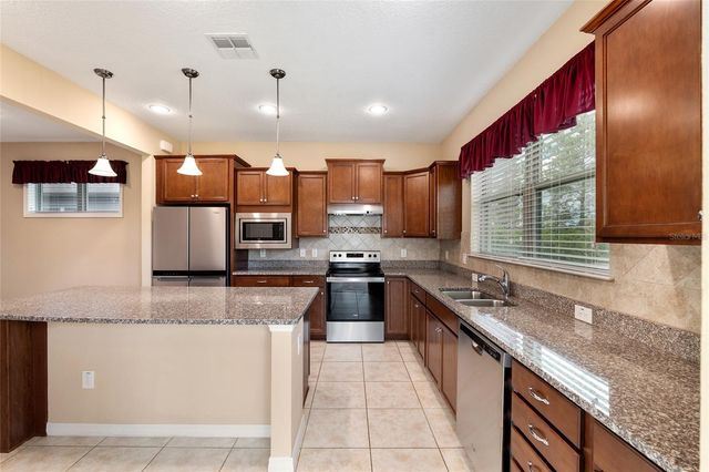 9663 SW 76TH LANE ROAD, Ocala, FL 34481