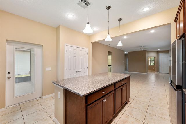 9663 SW 76TH LANE ROAD, Ocala, FL 34481