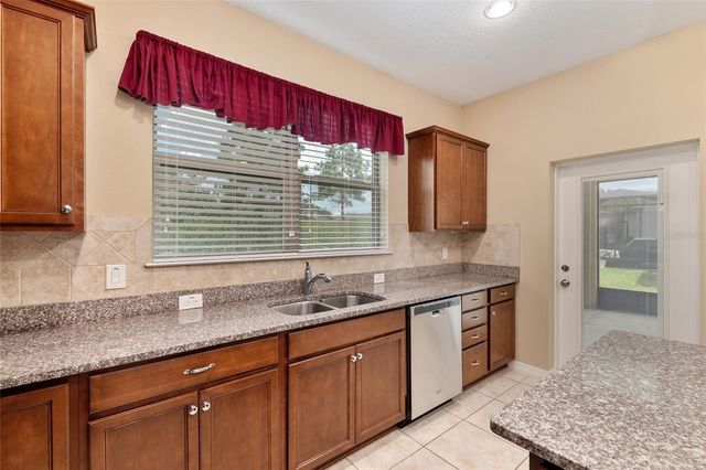 9663 SW 76TH LANE ROAD, Ocala, FL 34481