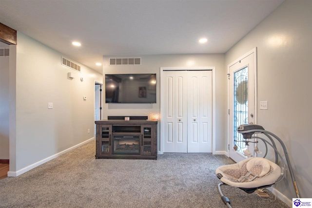 112 Abby Court, Vine Grove, KY 40108