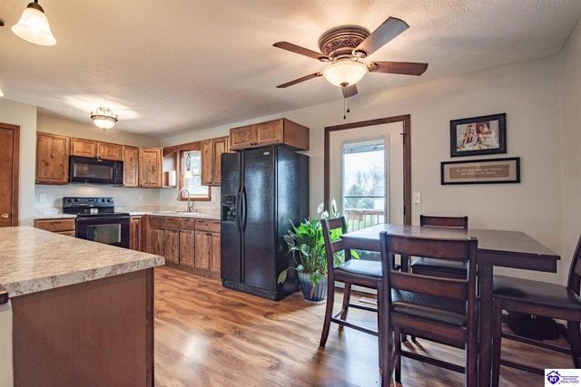 112 Abby Court, Vine Grove, KY 40108