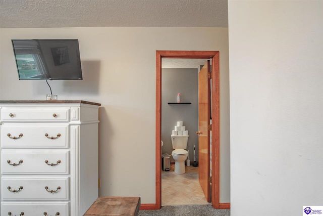 112 Abby Court, Vine Grove, KY 40108