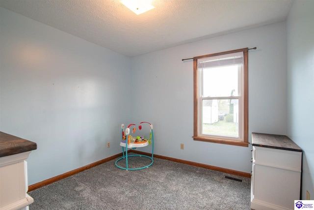 112 Abby Court, Vine Grove, KY 40108