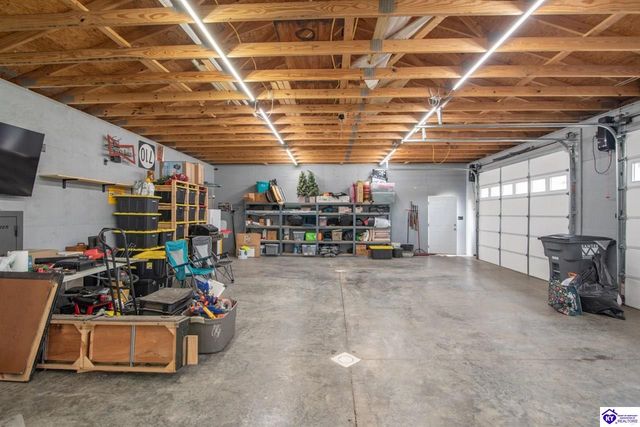 112 Abby Court, Vine Grove, KY 40108