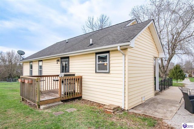 112 Abby Court, Vine Grove, KY 40108