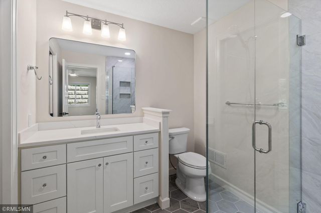 5237 Balmoral Lane, Bloomington, MN 55437