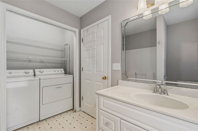 104 Lakehill Drive, Fair Play, SC 29643