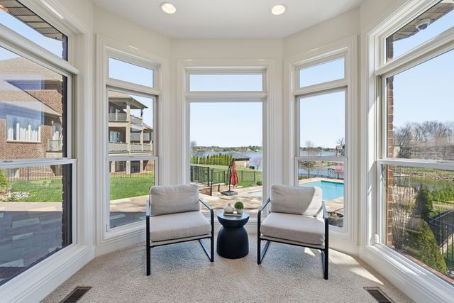 3025 Lakeshore Dr, Old Hickory, TN 37138