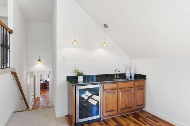 3025 Lakeshore Dr, Old Hickory, TN 37138