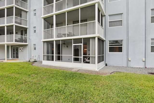 250 NW 67th Street 119, Boca Raton, FL 33487