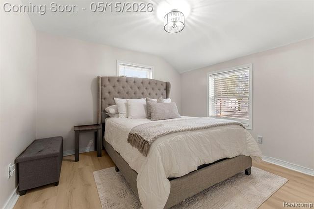 24171 Notre Dame Street, Dearborn, MI 48124
